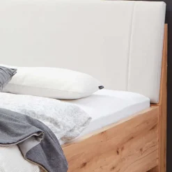 Bett und Nachtkommoden Jassena