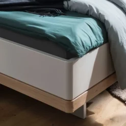Breites Bett Privira
