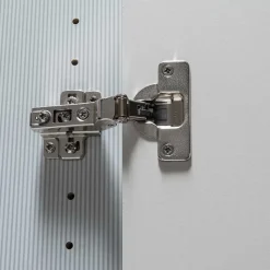 Drehtürenkleiderschrank Latina