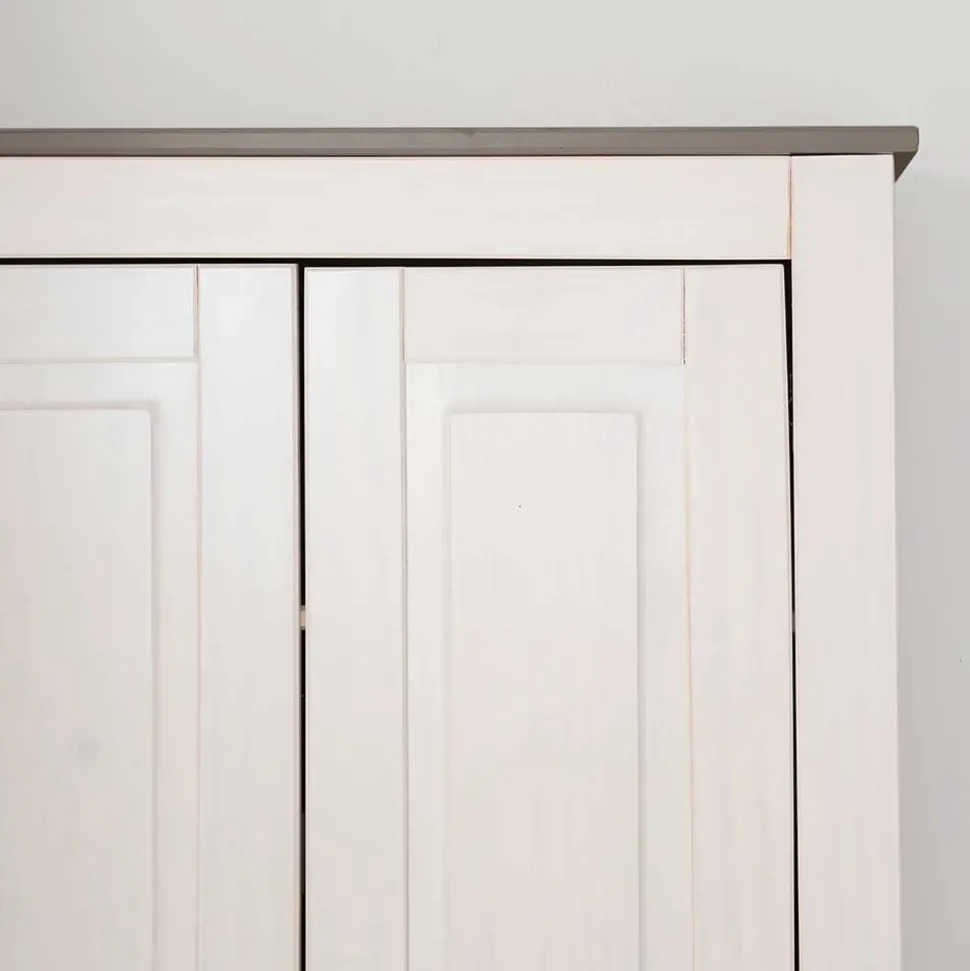 Massivholzschrank Metrianos
